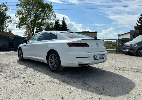 Volkswagen Arteon cena 110000 przebieg: 91000, rok produkcji 2018 z Puławy małe 352